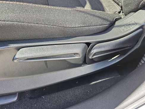 Used 2024 Honda HR-V Sport image 14