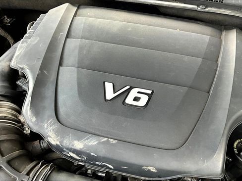 Used 2009 Kia Borrego LX w/ Convenience Pkg image 30