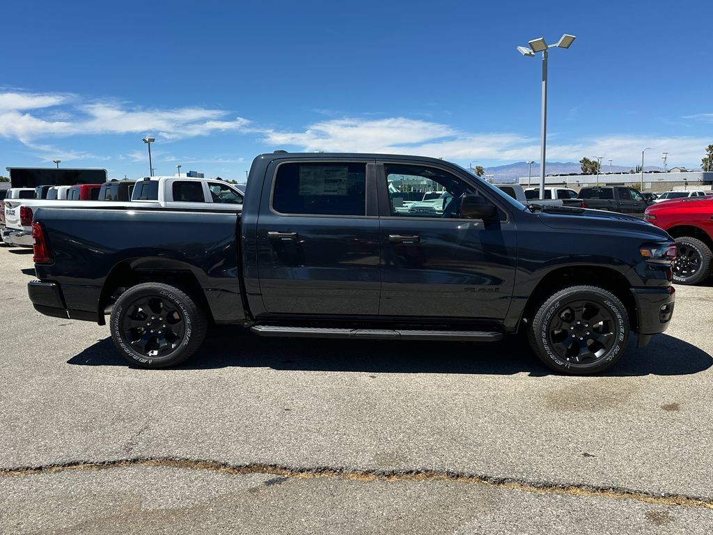 New 2026 RAM 1500 Express AWD/4WD image 9