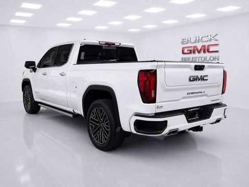 Used 2024 GMC Sierra 1500 Denali w/ Technology Package AWD/4WD image 8