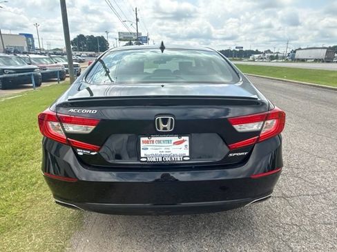 Used 2022 Honda Accord Sport image 7