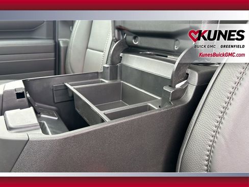 New 2026 GMC Sierra 3500 Denali w/ Denali Reserve Package image 22