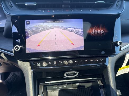 New 2026 Jeep Grand Cherokee Altitude AWD/4WD image 14
