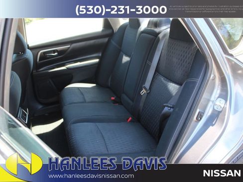 Used 2016 Nissan Altima 2.5 SV w/ Convenience Package FWD image 15