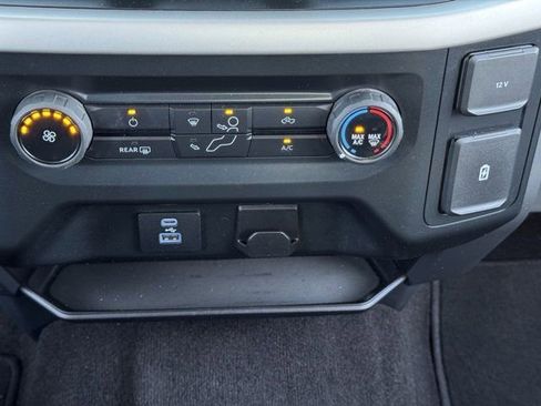 Used 2022 Ford F150 XLT image 19