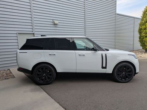 New 2025 Land Rover Range Rover SE AWD/4WD image 6