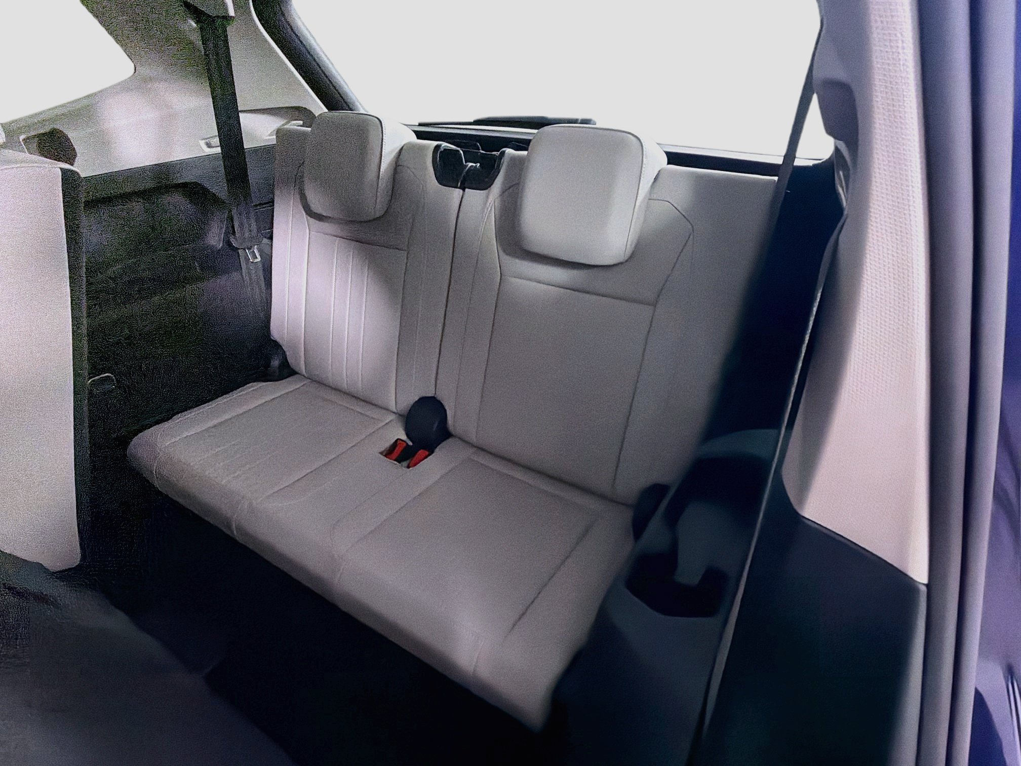 Used 2023 Volkswagen Tiguan SE FWD image 30