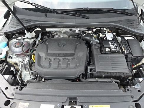 Used 2024 Volkswagen Tiguan Wolfsburg Edition w/ Panoramic Sunroof Package AWD/4WD image 27