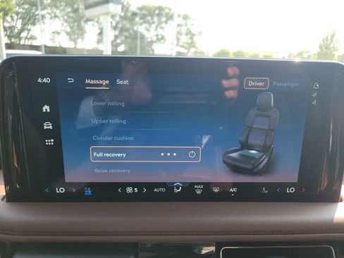 Certified 2025 Lincoln Aviator Reserve w/ Equipment Group 201A AWD/4WD image 8