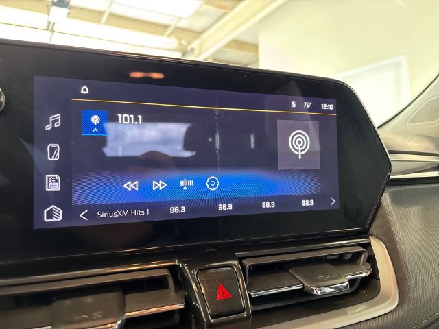 Used 2025 Chevrolet TrailBlazer LT AWD/4WD image 8