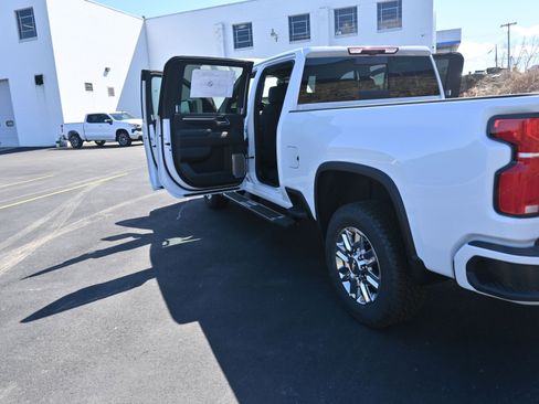New 2026 Chevrolet Silverado 3500 High Country w/ High Country Premium Package AWD/4WD image 23