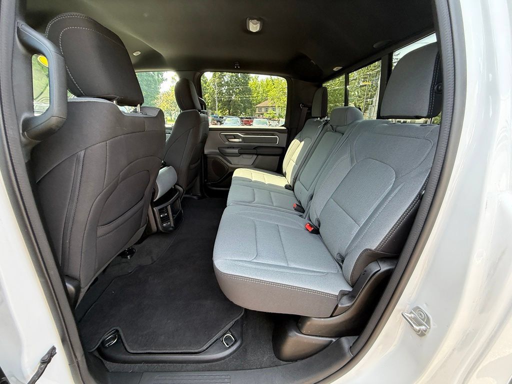 Used 2023 RAM 1500 Big Horn AWD/4WD image 20