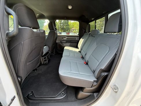 Used 2023 RAM 1500 Big Horn AWD/4WD image 20