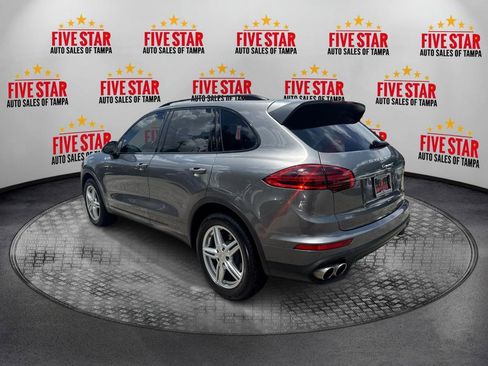 Used 2017 Porsche Cayenne S AWD/4WD image 5