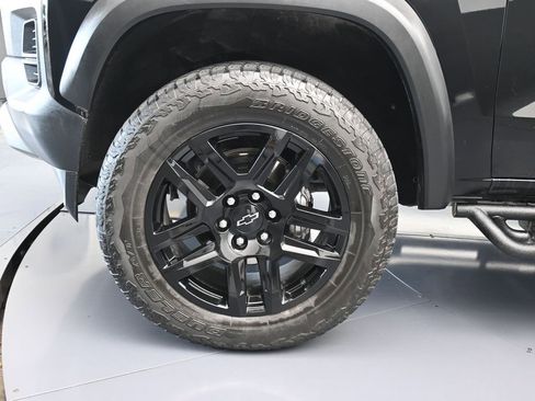 Used 2024 Chevrolet Colorado Trail Boss image 28