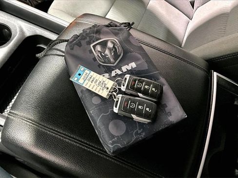 Used 2022 RAM 1500 Big Horn image 37