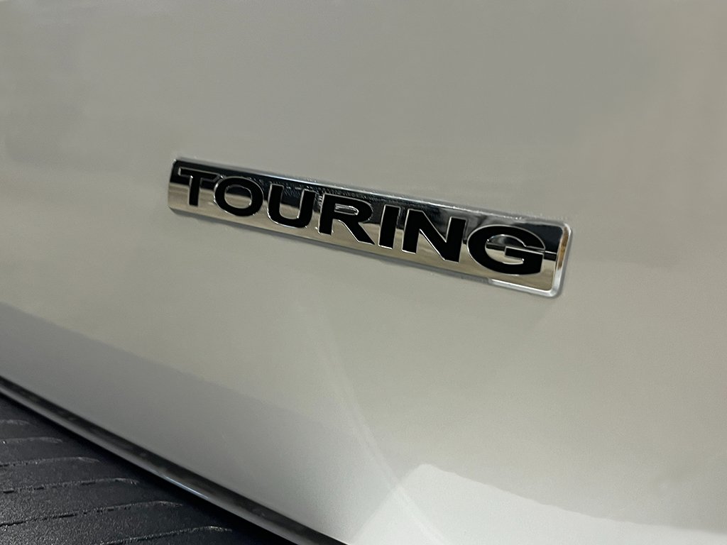 New 2027 Honda Odyssey Touring image 8
