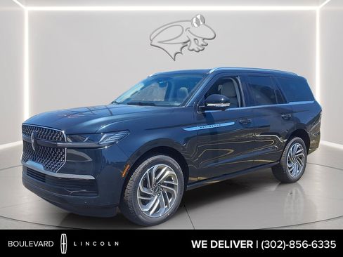 New 2026 Lincoln Navigator Reserve AWD/4WD image 1