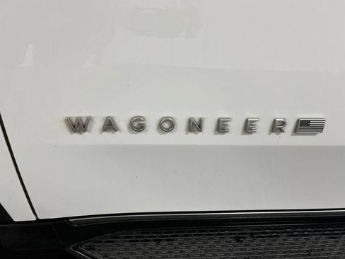 Used 2024 Jeep Wagoneer 4WD w/ Premium Group I image 33