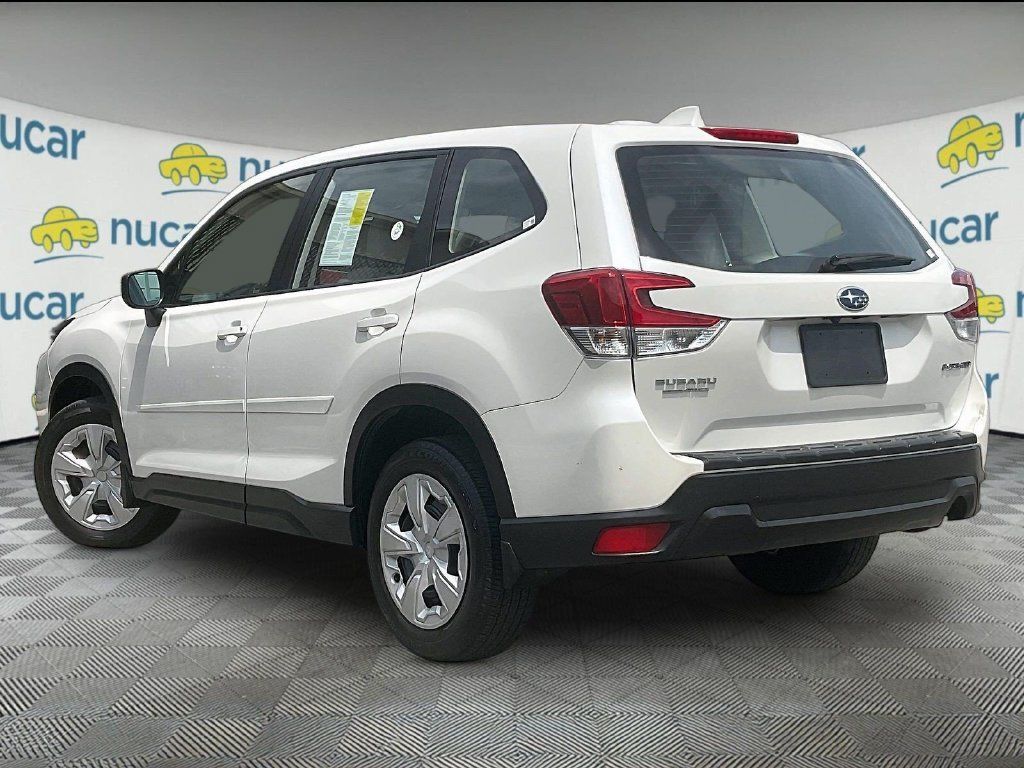 Used 2023 Subaru Forester AWD/4WD image 4