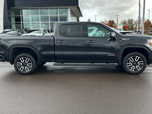 Used 2020 GMC Sierra 1500 AT4 w/ AT4 Premium Package image 3
