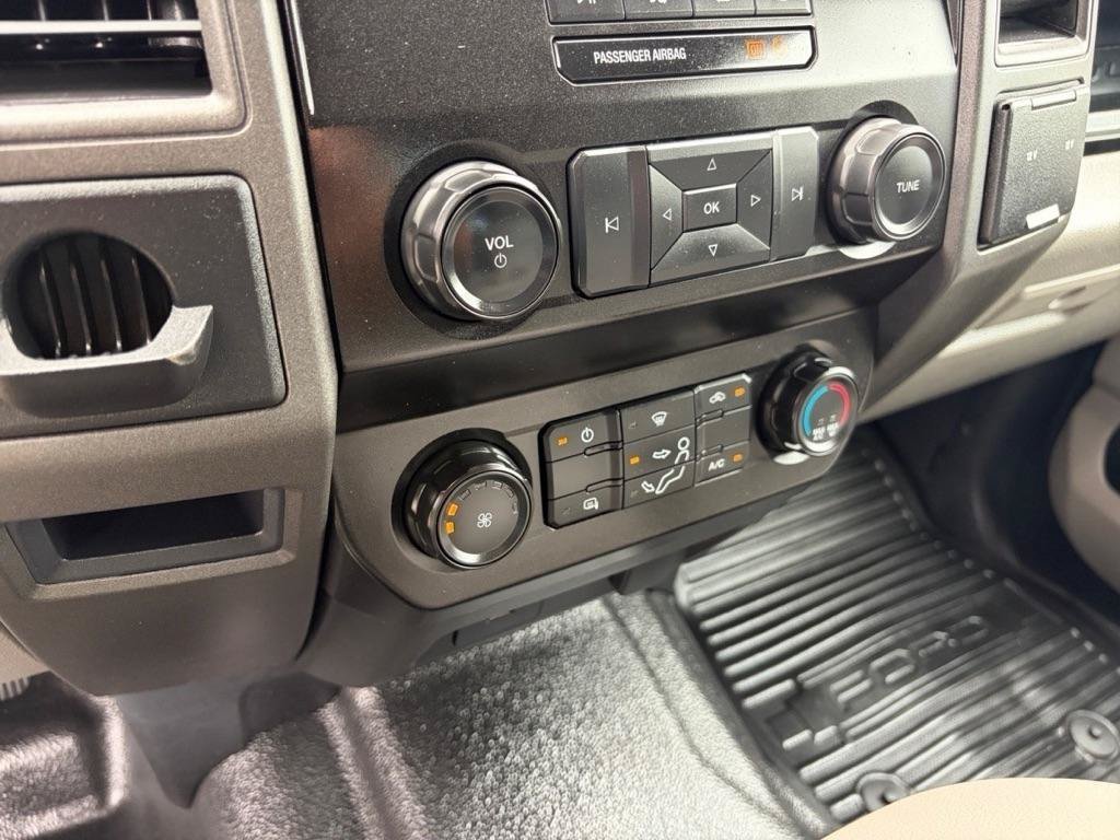 Used 2022 Ford F250 XL w/ Power Equipment Group RWD image 24