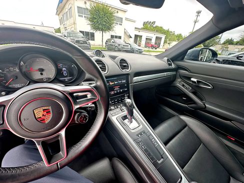 Used 2017 Porsche 718 Cayman S RWD image 41