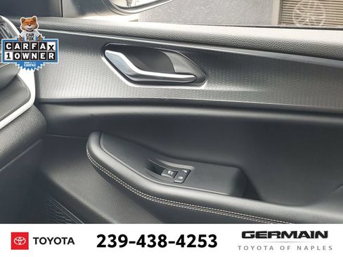 Used 2023 Jeep Grand Cherokee L Laredo RWD image 29