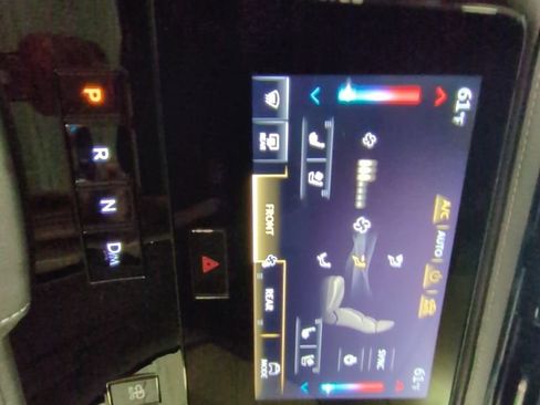 New 2026 INFINITI QX80 Luxe w/ Cargo Package RWD image 18