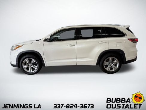 Used 2014 Toyota Highlander Limited w/ Driver Technology Package image 2
