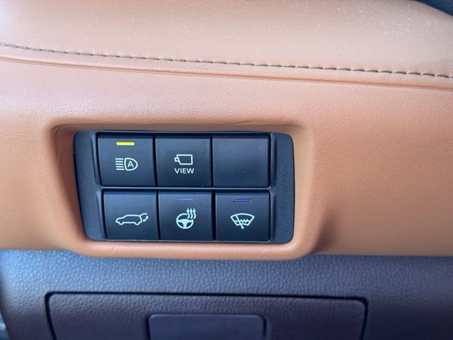 Used 2021 Toyota Highlander Platinum AWD/4WD image 25