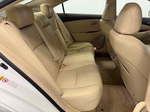 Used 2011 Lexus ES 350 FWD image 16