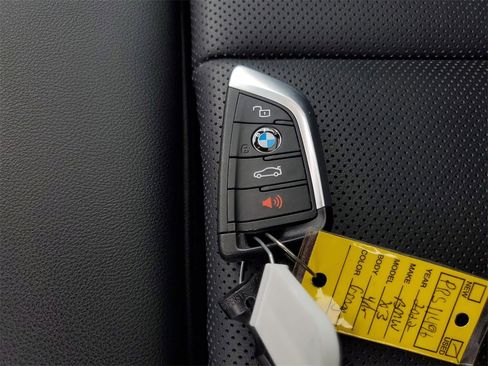 Used 2022 BMW X3 xDrive30i w/ Convenience Package image 28