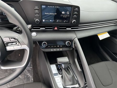 New 2026 Hyundai Elantra Blue image 27