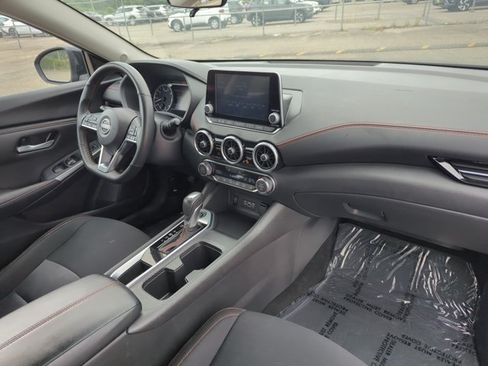 Used 2025 Nissan Sentra SR FWD image 20