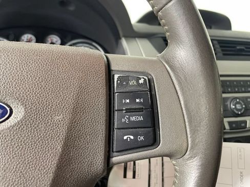Used 2008 Ford Focus Coupe FWD image 10