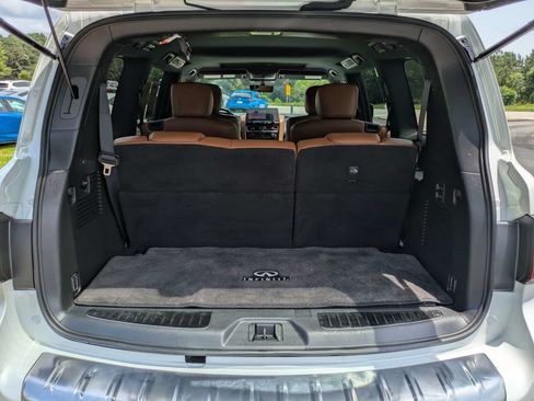 Used 2024 INFINITI QX80 Sensory AWD/4WD image 13