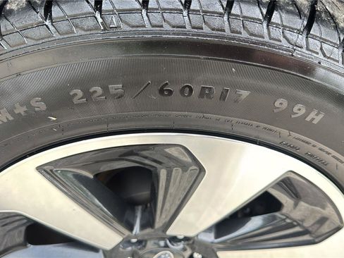 Used 2018 Subaru Forester 2.5i Limited image 27