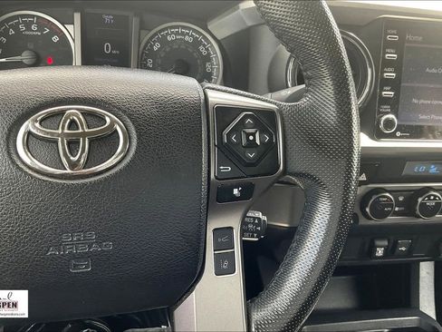 Used 2022 Toyota Tacoma SR5 w/ Technology Package RWD image 19