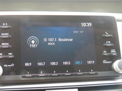 Used 2019 Honda Accord LX image 16