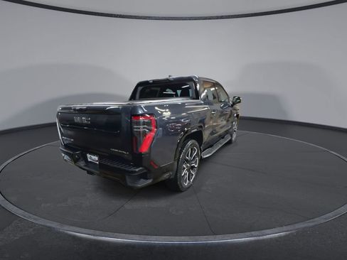 New 2025 GMC Sierra EV Denali image 4