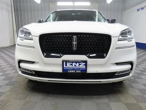 Used 2023 Lincoln Aviator Reserve w/ Equipment Group 201A image 41