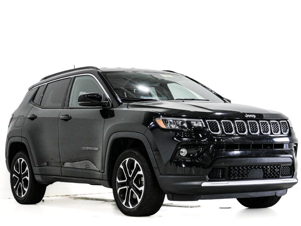 Used 2023 Jeep Compass Limited AWD/4WD image 1