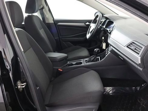 Used 2019 Volkswagen Jetta S image 17