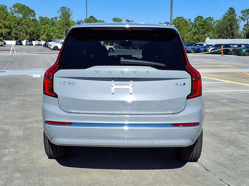 New 2026 Volvo XC90 B6 Plus w/ Protection Package Premier image 6