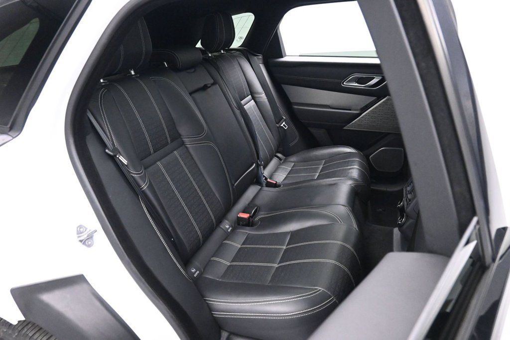 Used 2018 Land Rover Range Rover Velar R-Dynamic HSE AWD/4WD image 18
