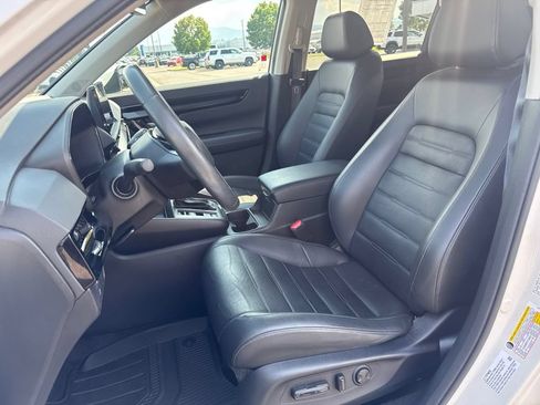 Used 2024 Honda CR-V EX-L image 10