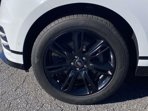 Used 2021 Land Rover Range Rover Velar R-Dynamic S image 8