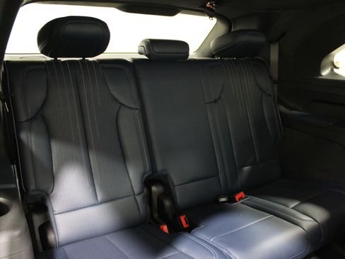 New 2026 Cadillac Escalade IQ Luxury 2 w/ LPO, Radiant Package image 28