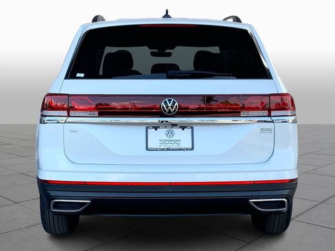 New 2026 Volkswagen Atlas SE image 4